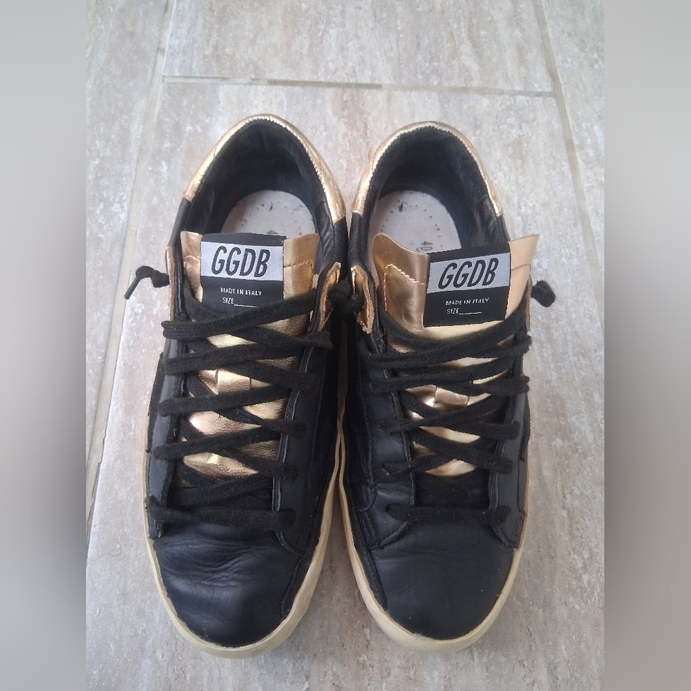 Golden Goose Men's / Womens Sneakers